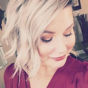 Meet your Posher, Lindsay